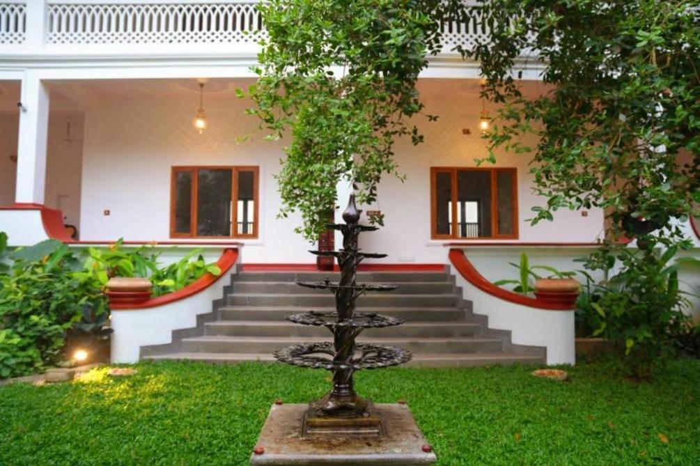 Marari Beach Bungalow Resort Alleppey Марарикулам Экстерьер фото