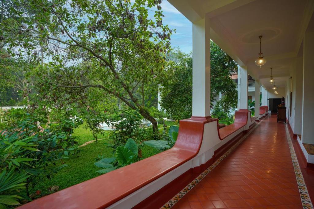 Marari Beach Bungalow Resort Alleppey Марарикулам Экстерьер фото